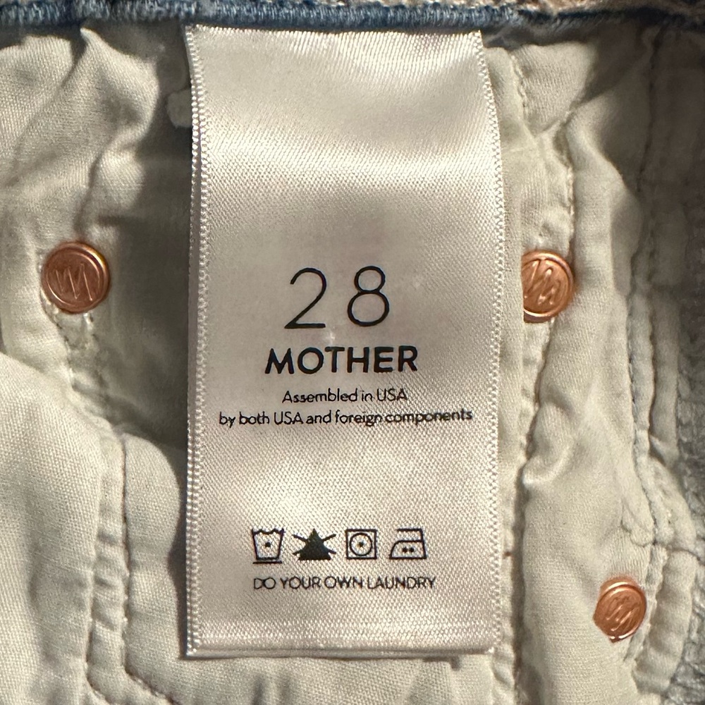 Mother Denim The Insider Crop Step Fray in Hold My Hand Light Wash Size 28 - Picture 8 of 9